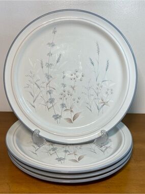 Noritake Woodstock Dinner Plates Stoneware Vintage Floral 10 5/8” Blue Set of 4